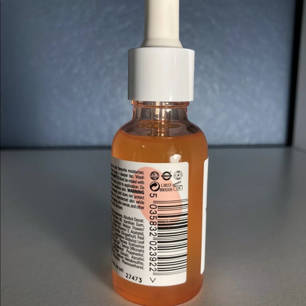 Isle of Paradise Light Self-tanning Drops Organic - Picture 4 of 4